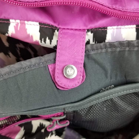 Lululemon Travelling Run Ways Duffel Bag Regal - Picture 6 of 14